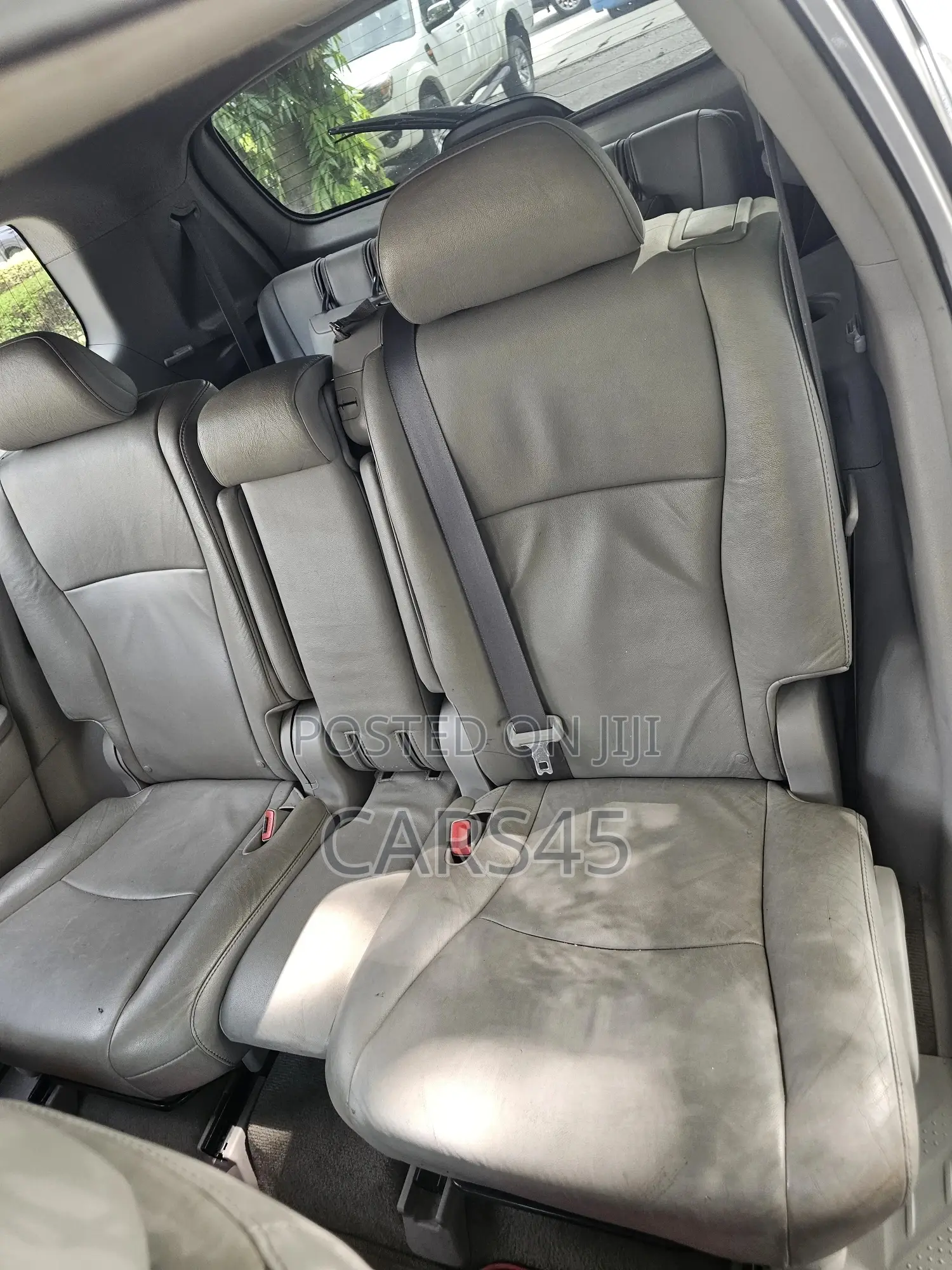 Toyota Highlander 2010 Silver