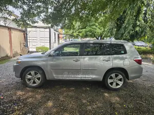 Toyota Highlander 2010 Silver