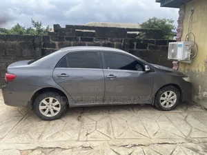 Toyota Corolla 2012 Gray