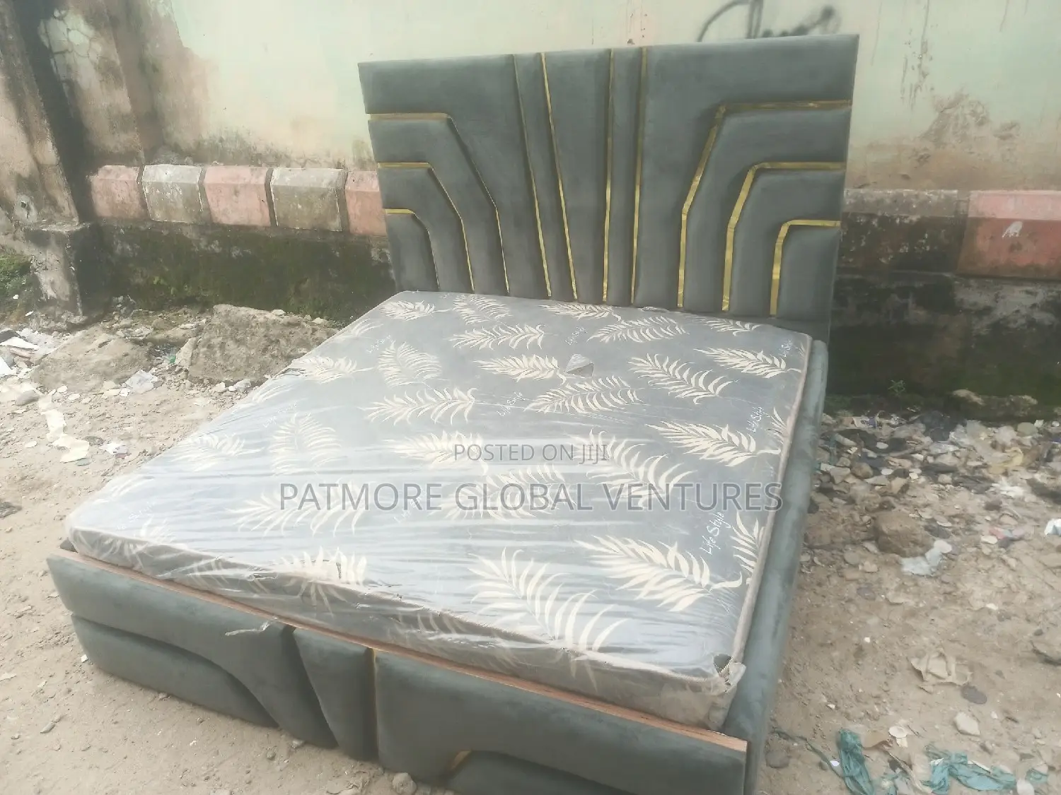 A Quality Mattress and Bedframe