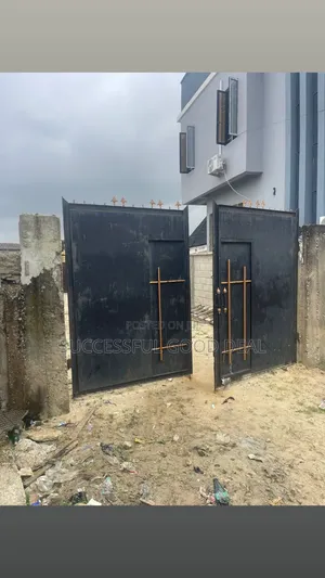 Hot Cake in Ajah: 100% Dry Land Ready to Build Immediately!