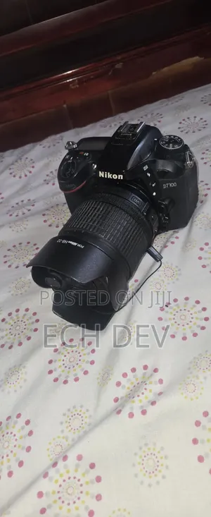 Nikon D7100