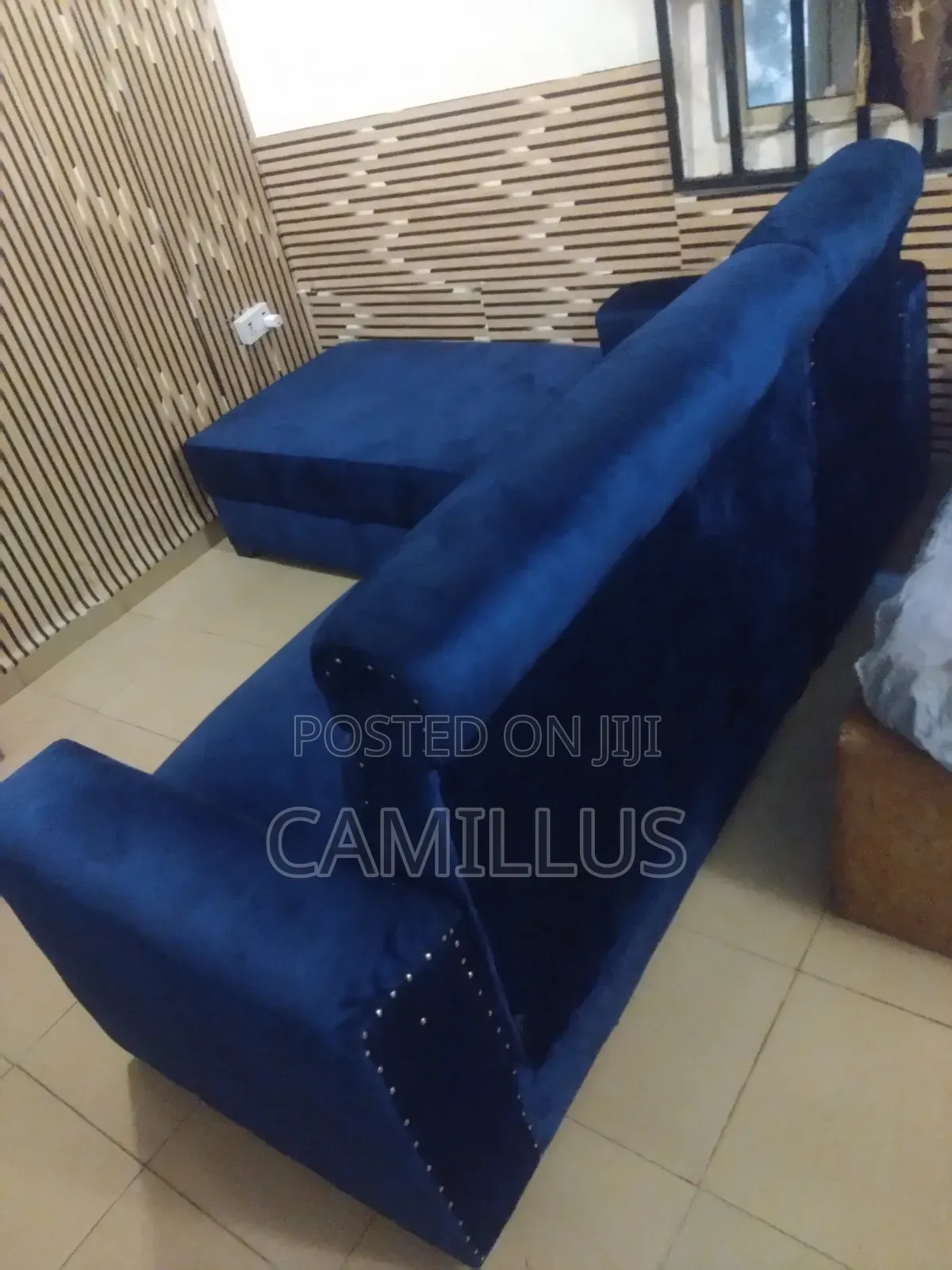 Neat L-Shape Sofa