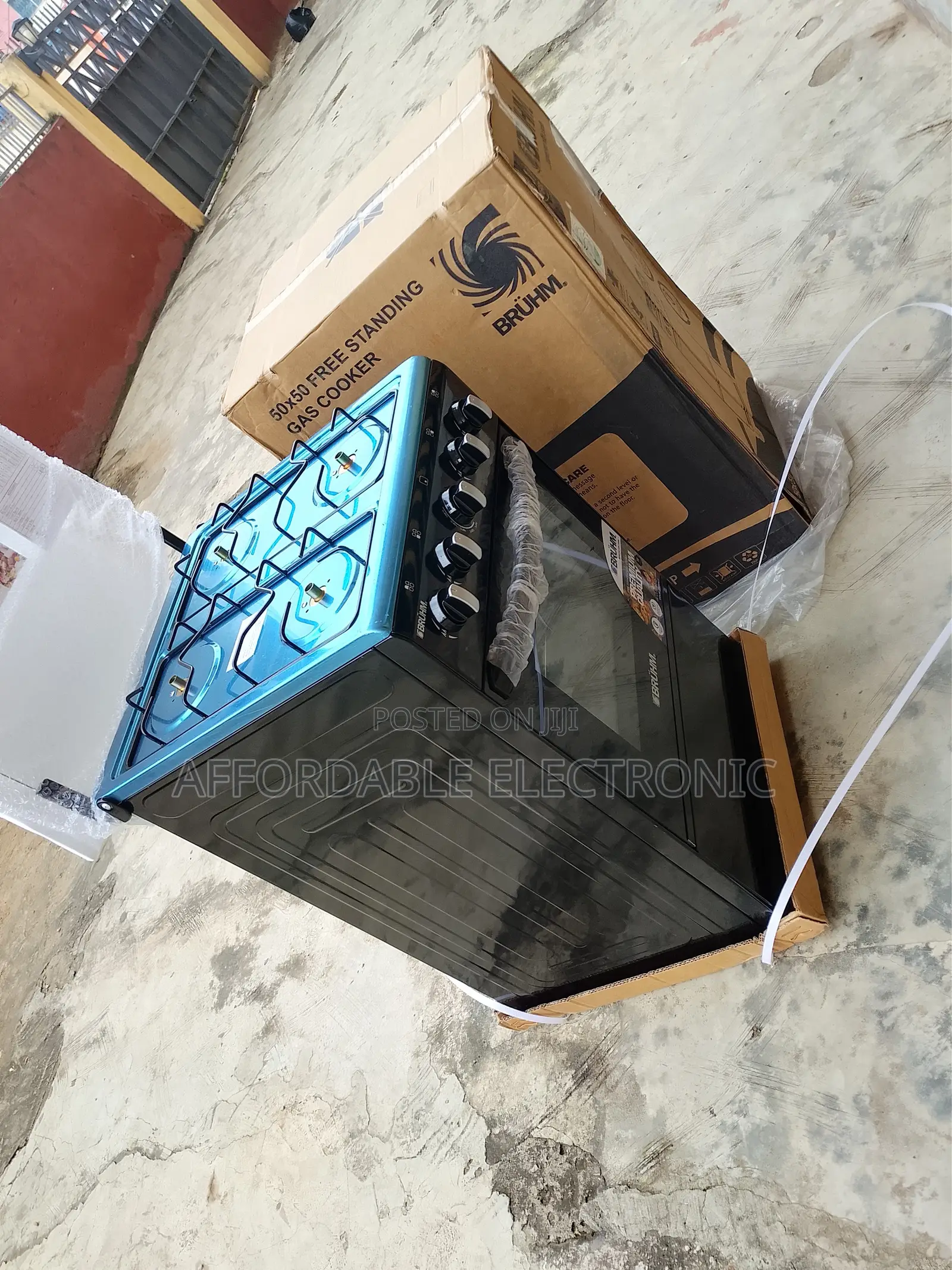 Bruhm 50x50 Gas Cooker With Adjustable Legs
