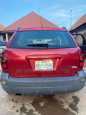 Pontiac Vibe 2005 Red