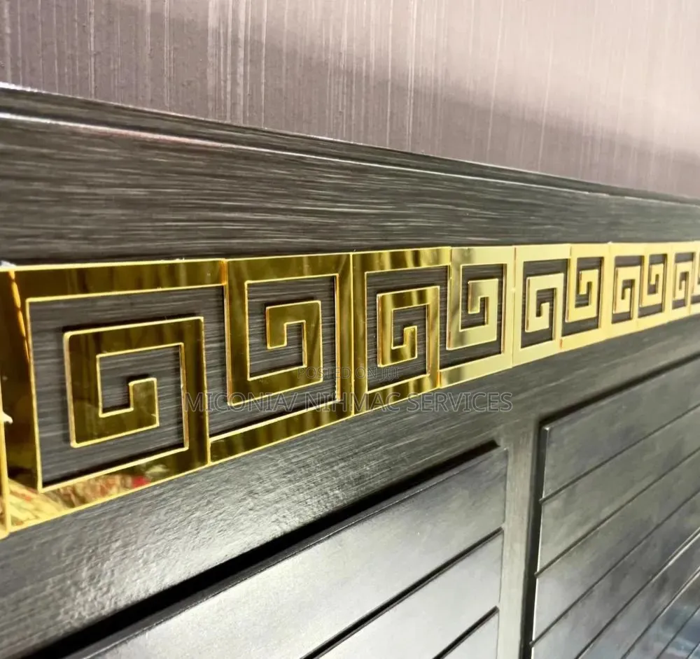 Fancy Wall Decor(Gold)