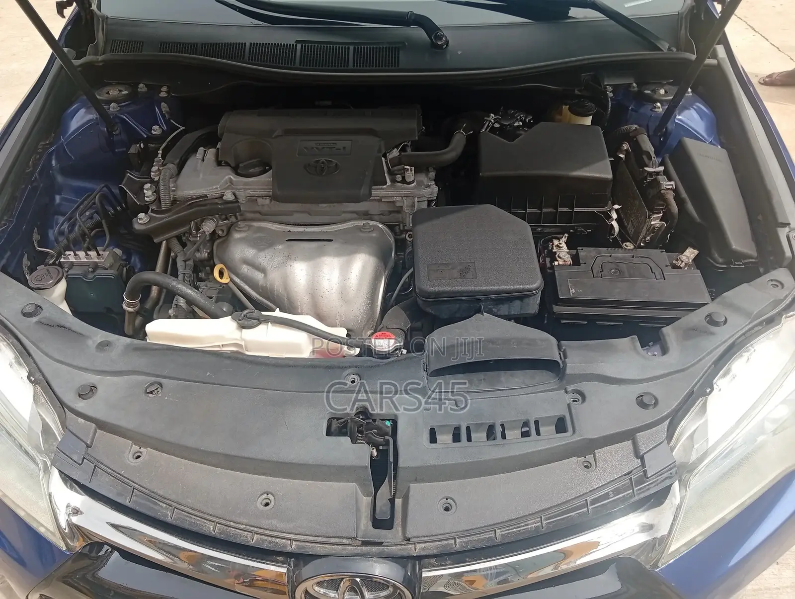 Toyota Camry 2016 Blue