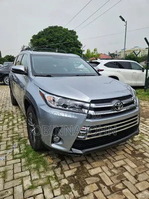 Toyota Highlander 2017 Silver