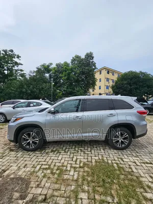 Toyota Highlander 2017 Silver