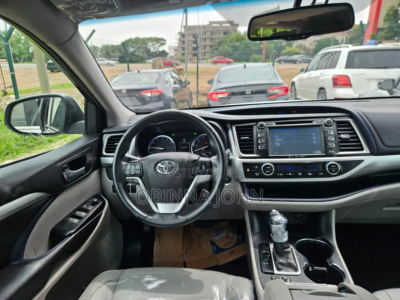 Toyota Highlander 2017 Silver
