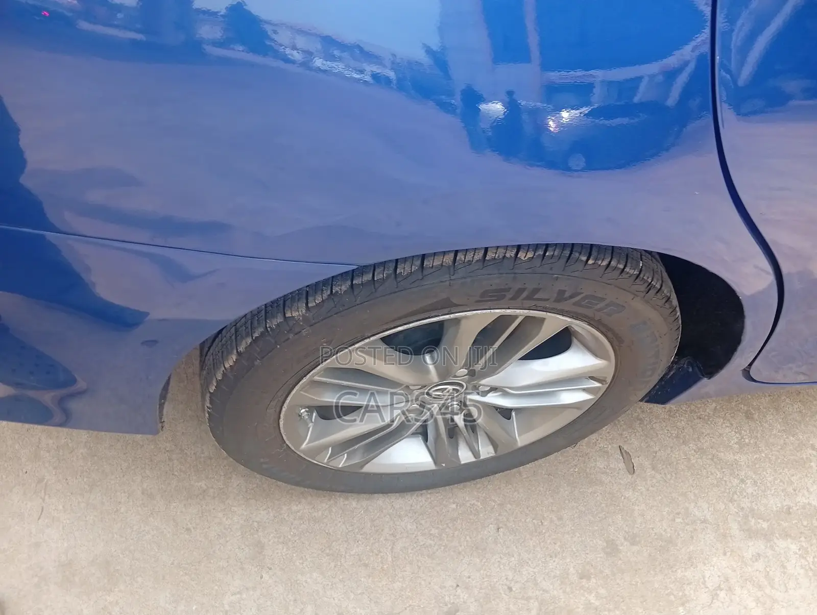 Toyota Camry 2016 Blue