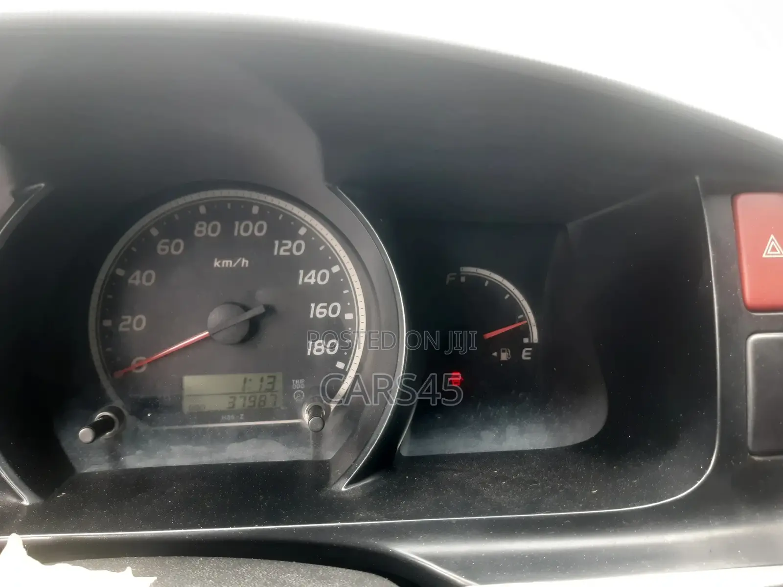 Toyota HiAce 2010 White