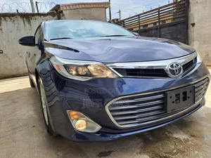 Toyota Avalon XLE 4dr Sedan (3.5L 6cyl 6A) 2014