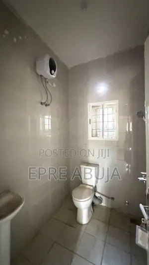 3bdrm Apartment in Kaura for rent