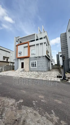 5bdrm Duplex in Kaura for rent