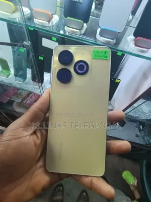 Infinix Smart 8 64 GB Gold