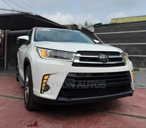 Toyota Highlander Limited Platinum 4x4 V6 (3.5L 6cyl 8A) 2017 White