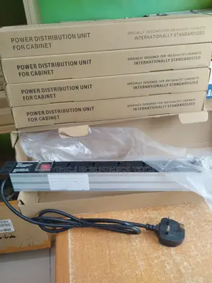 Brand New Metal 6-Way PDU Socket