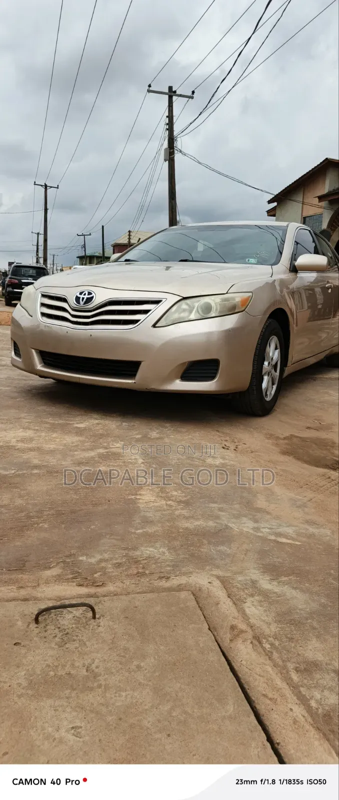 Toyota Camry 2010 Gold