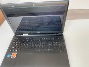 Laptop Acer Aspire V5-431 2GB Intel Core i3 HDD 320GB
