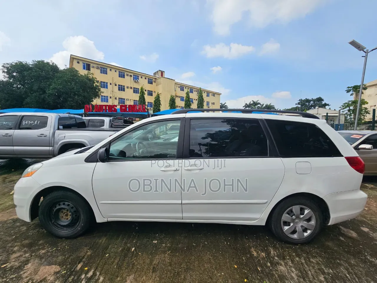 Toyota Sienna 2009 White