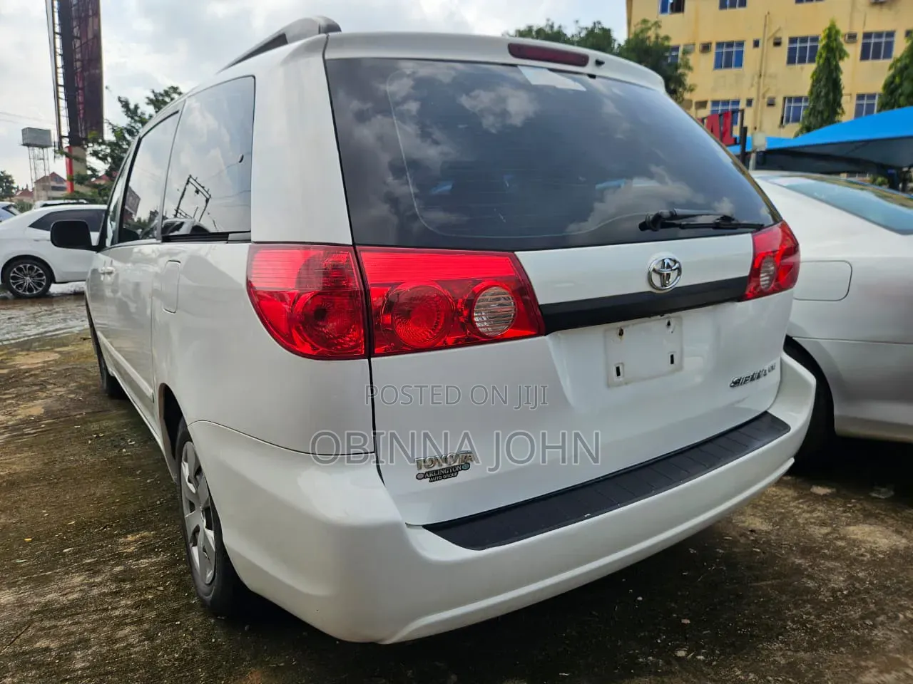 Toyota Sienna 2009 White