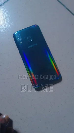 Samsung Galaxy A40 128 GB Blue