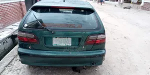 Nissan Primera 2004 Green