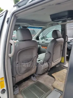 Toyota Sienna XLE Limited 4WD 2007 White