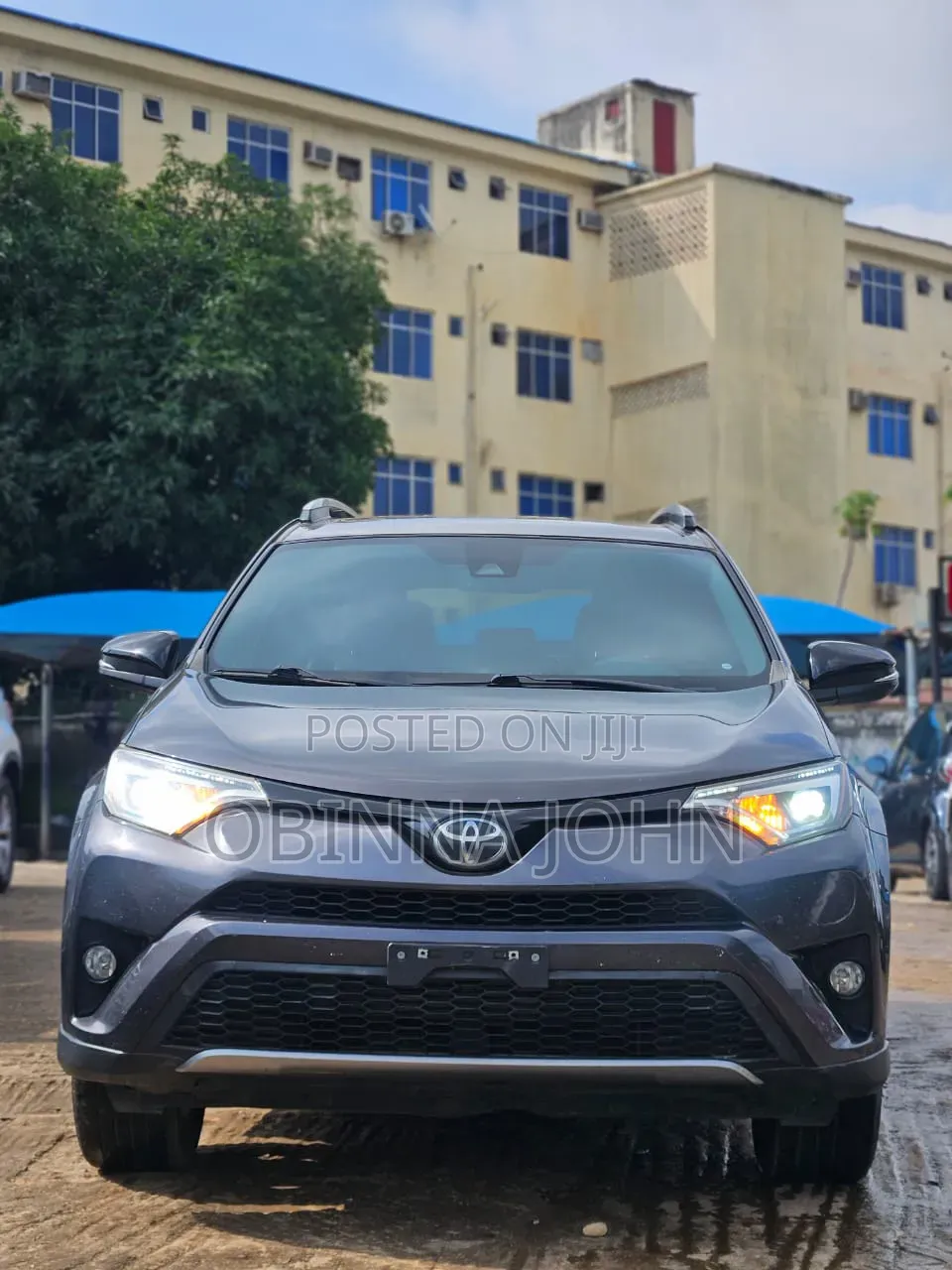 Toyota RAV4 2018 Gray