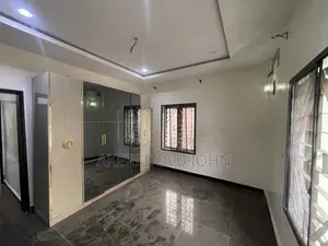 3bdrm Block of Flats in Wuse 2 for rent