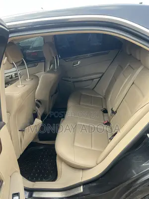 Mercedes-Benz E350 Base 4dr Sedan RWD (3.5L 6cyl 7A) 2010 Black
