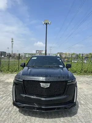 Cadillac Escalade Premium Luxury 2024 Black