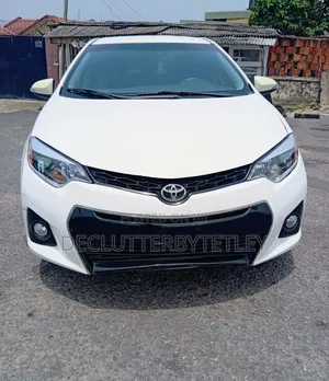 Toyota Corolla 2015 White
