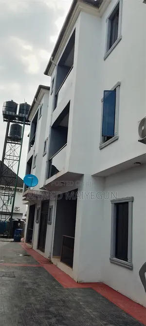 Furnished 2bdrm Block of Flats in Happy Land, Sangotedo for rent