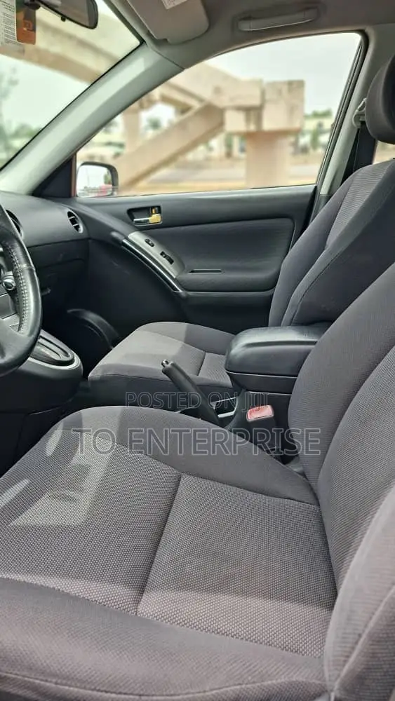 Toyota Matrix 2004 Gray