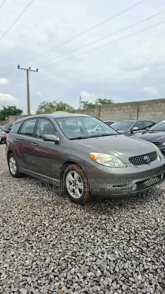 Toyota Matrix 2004 Gray