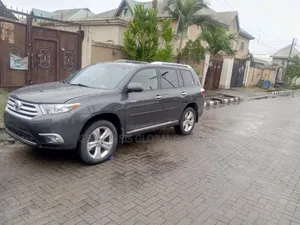 Toyota Highlander 2009 Gray