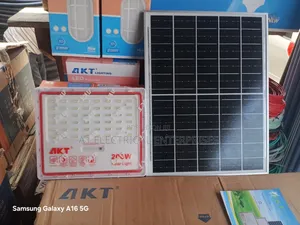 500w Solar Flood Light Akt