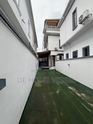 Furnished 5bdrm Duplex in Agungi for sale