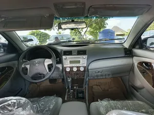 Toyota Camry 2010 Gray