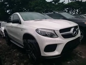 Mercedes-Benz GLE-Class 2017 White