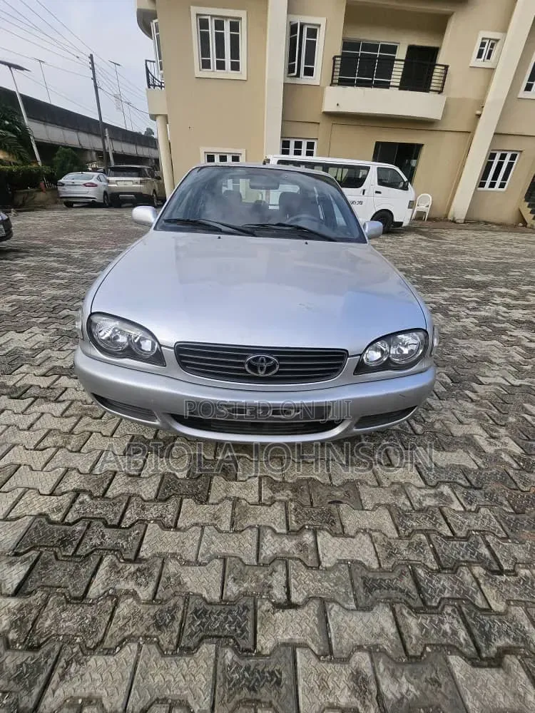 Toyota Corolla 2003 Silver