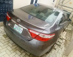 Toyota Camry 2016 Gray