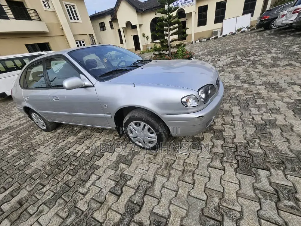 Toyota Corolla 2003 Silver