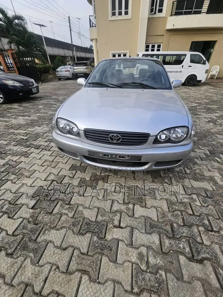 Toyota Corolla 2003 Silver