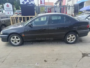 Toyota Avensis 2005 Black