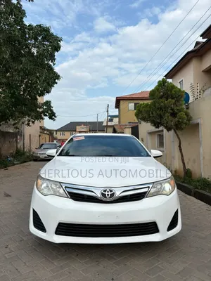 Toyota Camry 2013 White