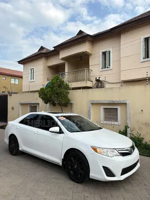 Toyota Camry 2013 White