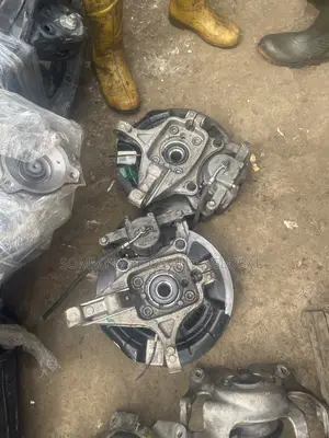 Complete Front Hub Hyundai Santa Cruz Available